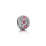 Herz-Charm im Pavé-Stil mit Herzen
